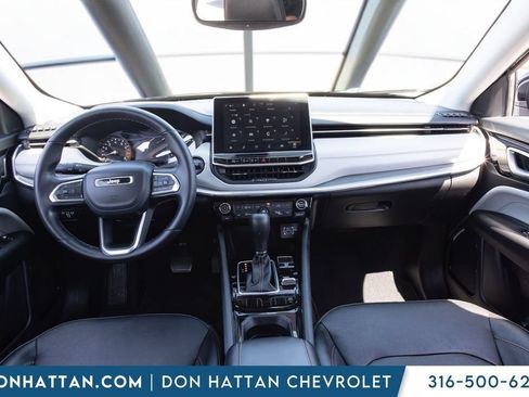 Used 2022 Jeep Compass Limited AWD/4WD image 4