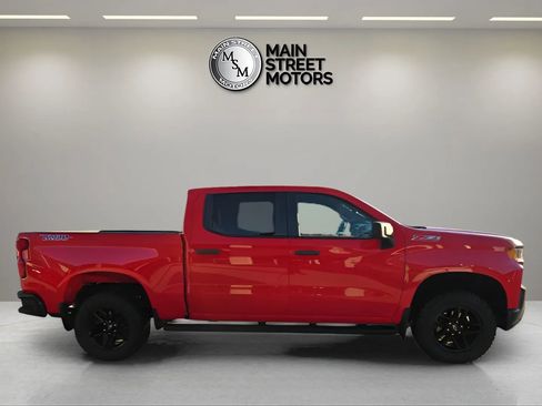 Used 2020 Chevrolet Silverado 1500 Custom Trail Boss w/ Custom Convenience Package AWD/4WD image 7