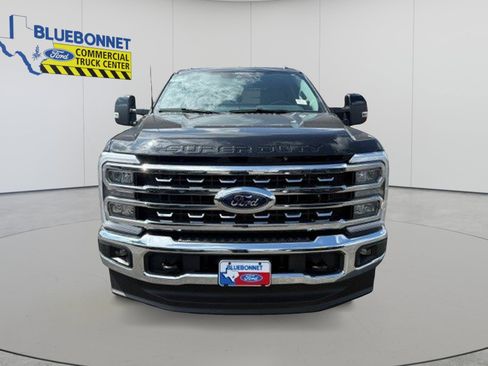 New 2026 Ford F350 Lariat AWD/4WD image 3