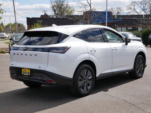 Used 2025 Nissan Murano SL AWD/4WD image 7