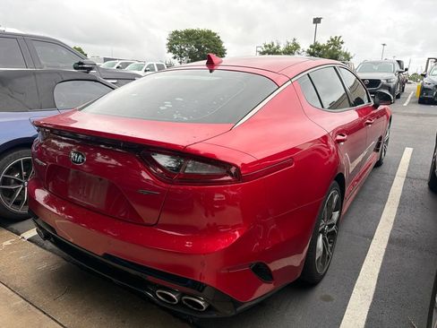 Used 2019 Kia Stinger GT1 RWD image 3