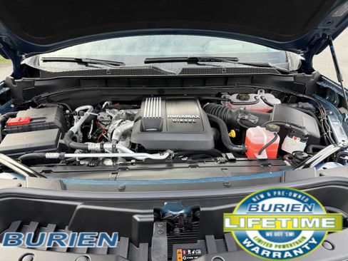 New 2026 Chevrolet Suburban Premier image 44