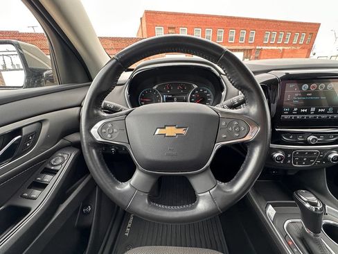 Used 2019 Chevrolet Traverse LT FWD image 23