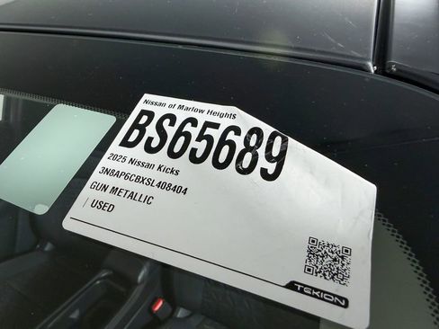 Used 2025 Nissan Kicks SV AWD/4WD image 42
