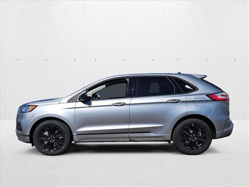 New 2024 Ford Edge SE w/ Black Appearance Package image 5