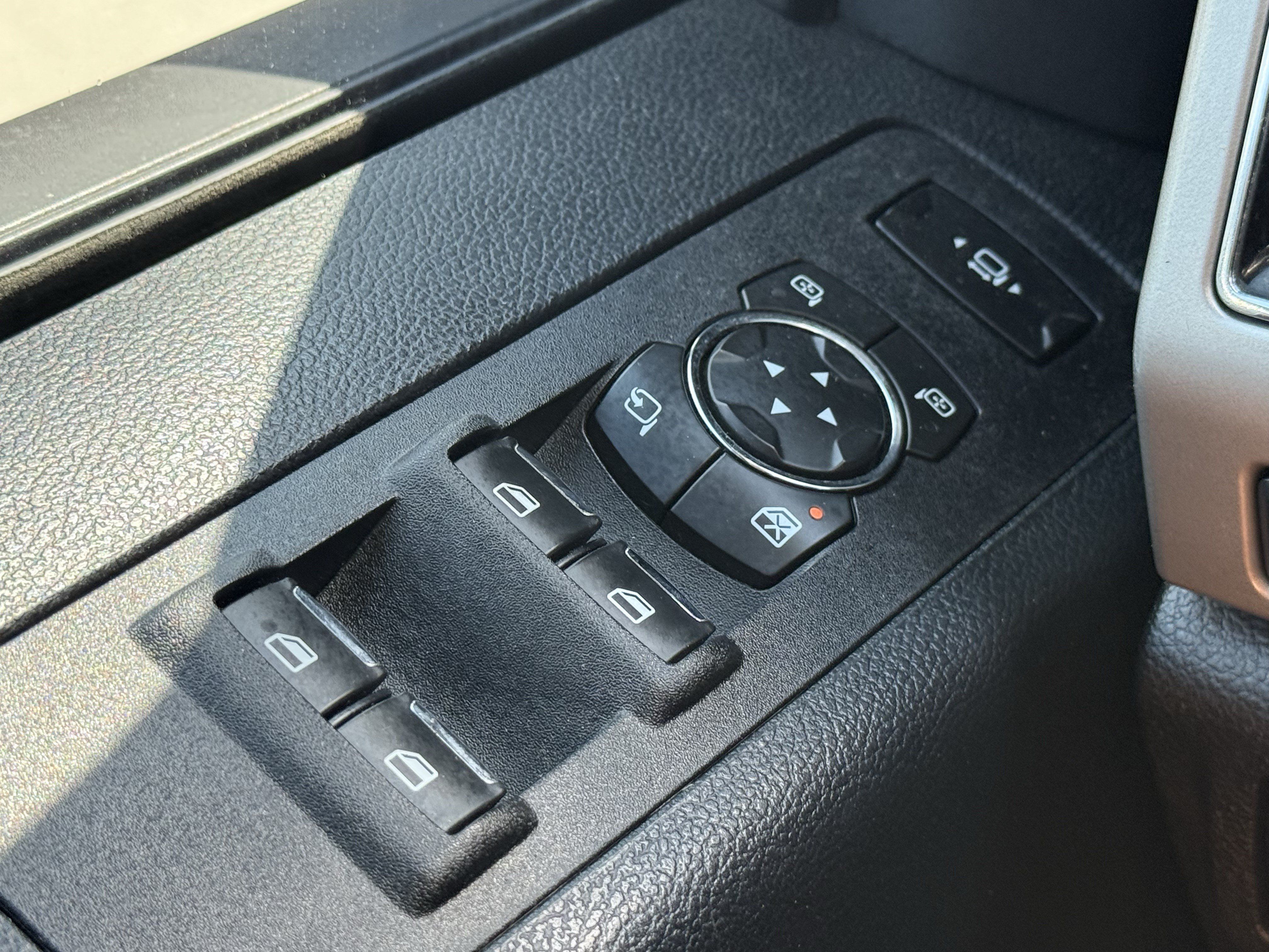 Used 2020 Ford F250 Lariat AWD/4WD image 26