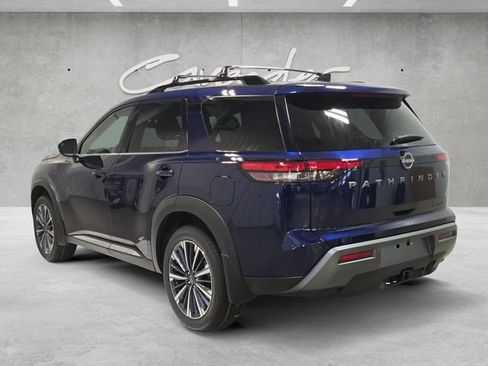 New 2026 Nissan Pathfinder Platinum FWD image 14