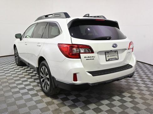 Used 2016 Subaru Outback 2.5i Limited image 4