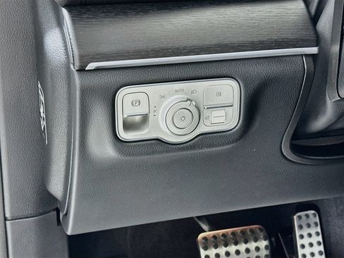 Used 2023 Mercedes-Benz GLS 580 4MATIC image 11