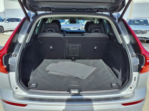 Certified 2023 Volvo XC60 B5 Plus w/ Protection Package Premier image 18