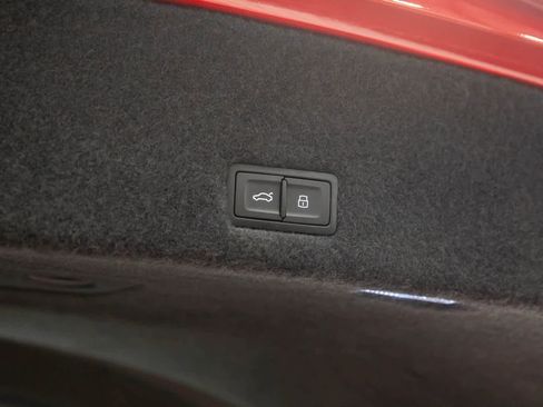 Used 2024 Lamborghini Urus Performante image 44