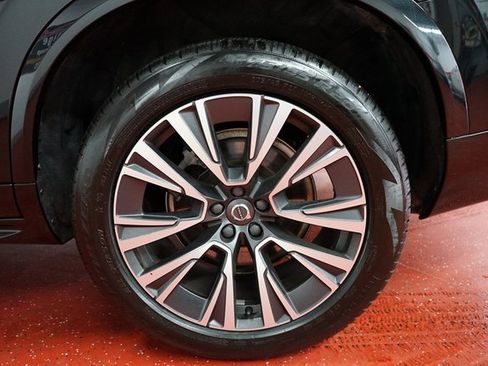 Used 2022 Volvo XC90 T6 Momentum image 54