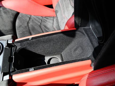 Used 2017 Maserati GranTurismo MC RWD image 29