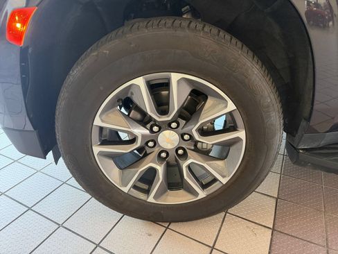 Used 2024 Chevrolet Tahoe LT w/ Luxury Package RWD image 27