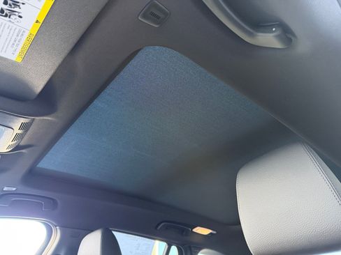 Used 2022 BMW X1 xDrive28i w/ Convenience Package image 15