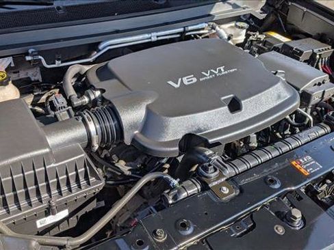 Used 2021 Chevrolet Colorado ZR2 image 25