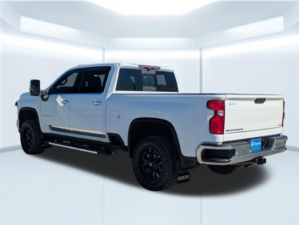 Used 2024 Chevrolet Silverado 2500 LTZ w/ LTZ Premium Package AWD/4WD image 4