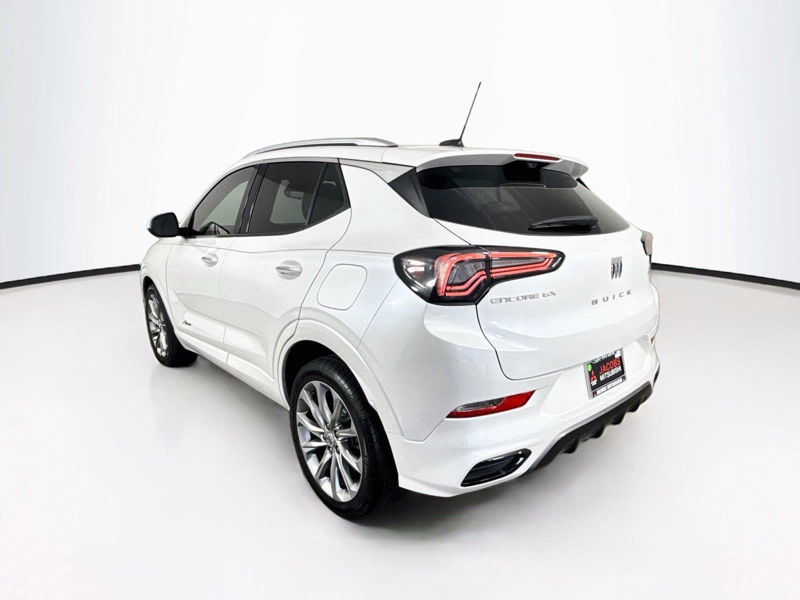 Used 2024 Buick Encore GX Avenir w/ Avenir Technology Package FWD image 3