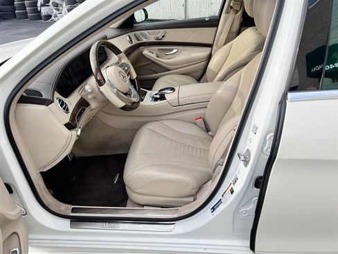 Used 2019 Mercedes-Benz S 560 4MATIC Sedan image 17