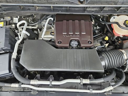 Certified 2023 GMC Sierra 1500 Elevation w/ LPO, Elevation Black Package image 32