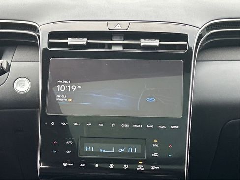 Used 2022 Hyundai Tucson Limited image 17