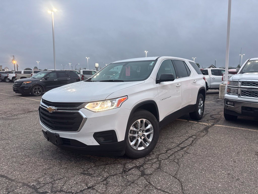 Certified 2018 Chevrolet Traverse LS FWD image 1
