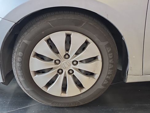 Used 2012 Honda Accord LX image 12