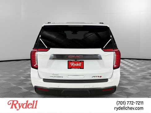 Used 2023 GMC Yukon AT4 w/ AT4 Premium Plus Package AWD/4WD image 4