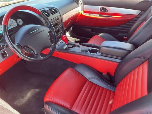 Used 2003 Ford Thunderbird image 19