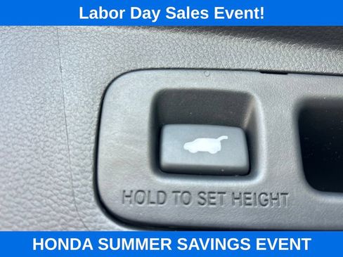 Used 2024 Honda CR-V EX-L image 11