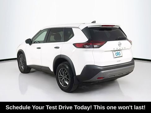 Used 2023 Nissan Rogue S FWD image 5