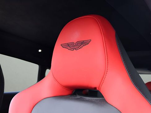 Used 2024 Aston Martin DBX 707 image 13