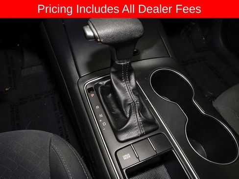 Used 2019 Kia Sorento FWD image 16