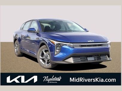 New 2025 Kia K4 LXS