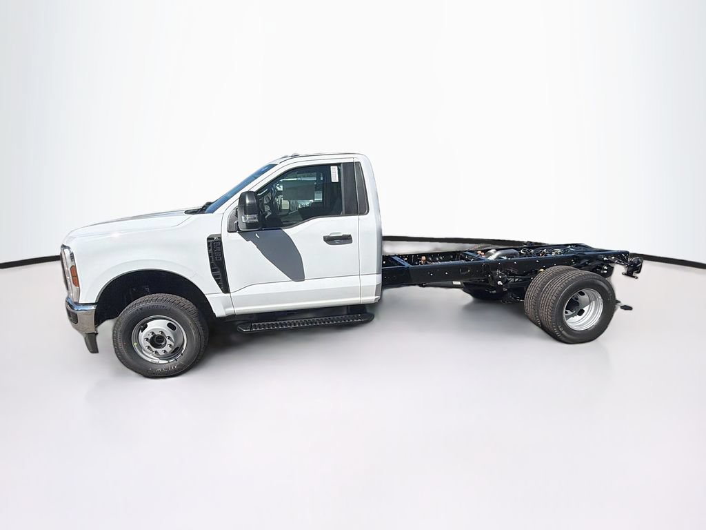 New 2027 Ford F350 XL w/ XL Chrome Package AWD/4WD image 5