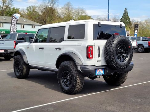New 2026 Ford Bronco Badlands image 7