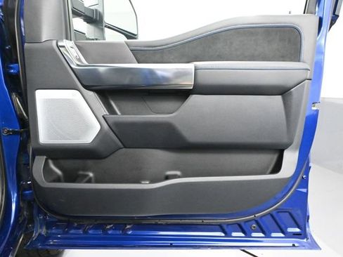 Used 2026 Ford F250 Platinum w/ FX4 Off-Road Package image 48