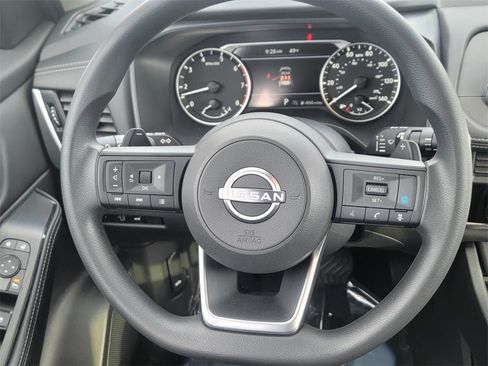 Certified 2024 Nissan Rogue SV image 15