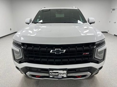 Used 2025 Chevrolet Tahoe Z71 AWD/4WD image 3