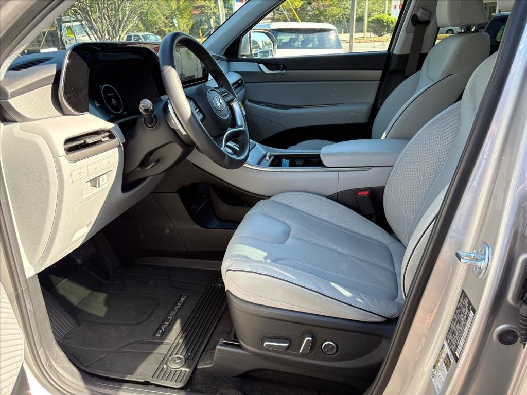 Used 2025 Hyundai Palisade SEL AWD/4WD image 16