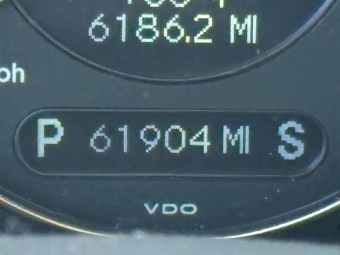 Used 2004 Mercedes-Benz CLK 320 Cabriolet 3.2L image 17