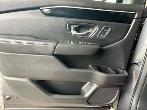 Used 2024 Honda Pilot EX-L image 18