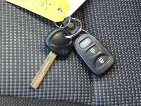 Used 2015 Hyundai Elantra GT FWD image 33