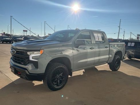 Used 2024 Chevrolet Silverado 1500 LT Trail Boss w/ Convenience Package II image 40