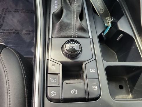 Used 2023 Kia Sorento EX w/ Panoramic Sunroof Package image 24