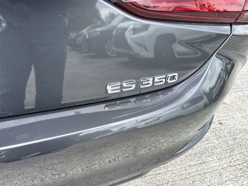 Used 2025 Lexus ES 350 w/ Premium Package FWD image 25