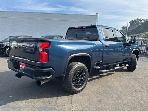 Certified 2022 Chevrolet Silverado 2500 LTZ w/ LTZ Plus Package image 11