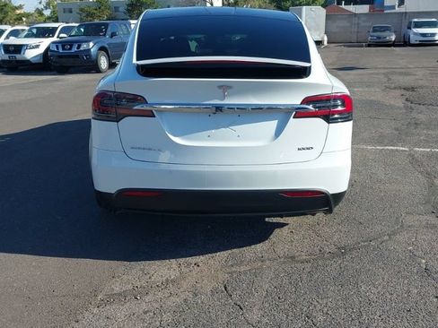 Used 2018 Tesla Model X 100D AWD/4WD image 4