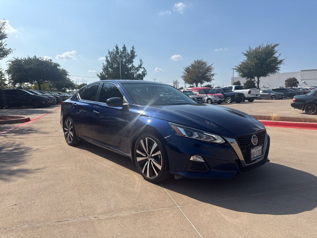 Used 2019 Nissan Altima 2.0 SR FWD image 7