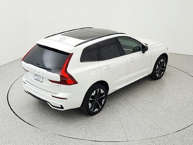 New 2026 Volvo XC60 T8 Plus w/ Climate Package AWD/4WD image 34